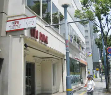 収納ピット梅田西天満6丁目店