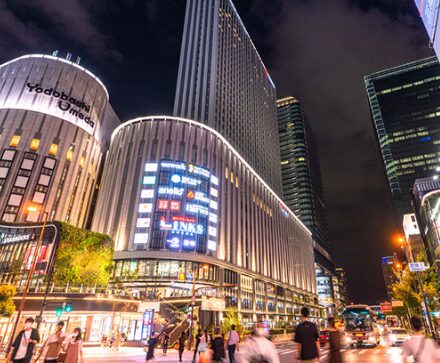 梅田駅周辺の様子